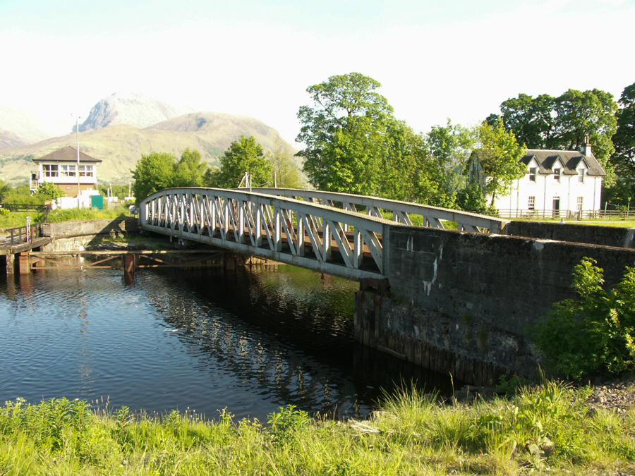 Caledonian Canal, Swing Bridge (Railway), Banavie